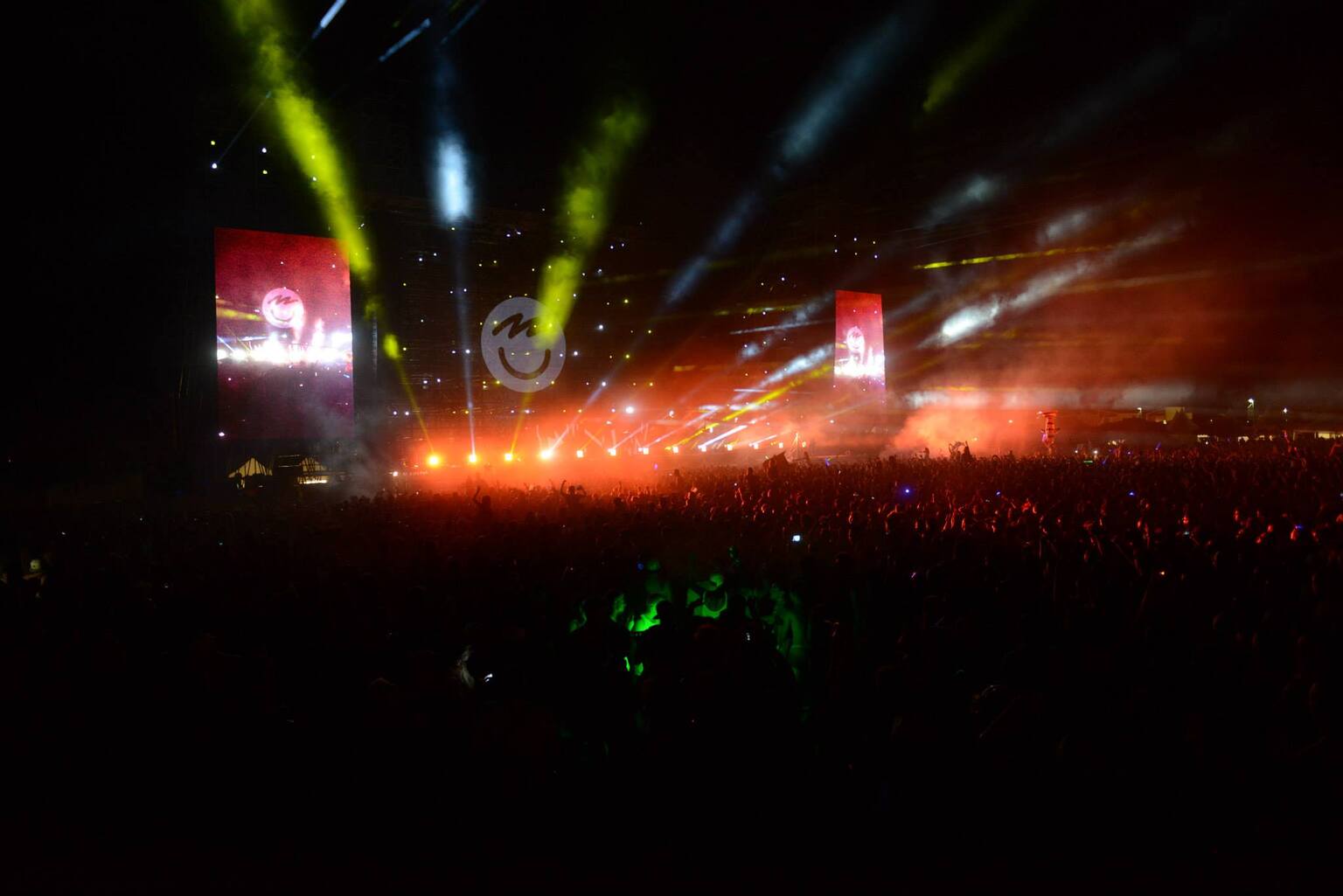 Événement Electrobeach Music Festival 2015 au Port-Barcarès en partenariat avec Trance In France, avec la participation d’Armin van Buuren parmi les artistes invités.