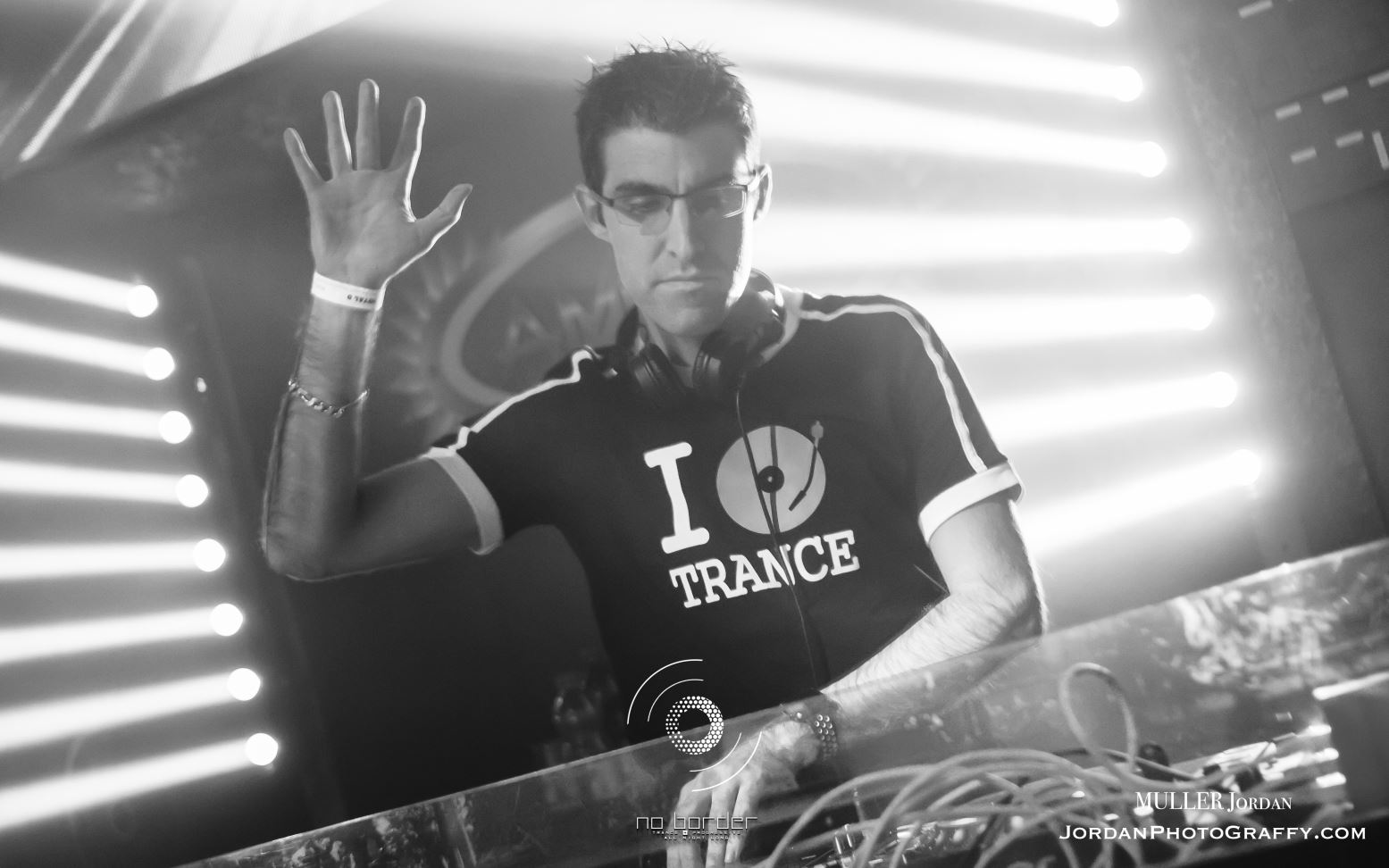 Soirée Trance In France 'No Border' à l'Amoxis Club vers Strasbourg le 30 avril 2018 avec Stoneface & Terminal, Tom Neptunes, T-Resoort et James Scott.