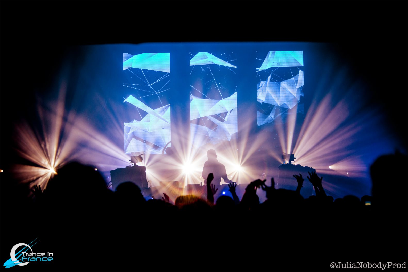 Concert du groupe Above & Beyond et de Spencer Brown au Trianon à Paris en partenariat avec Trance In France le 7 novembre 2018.