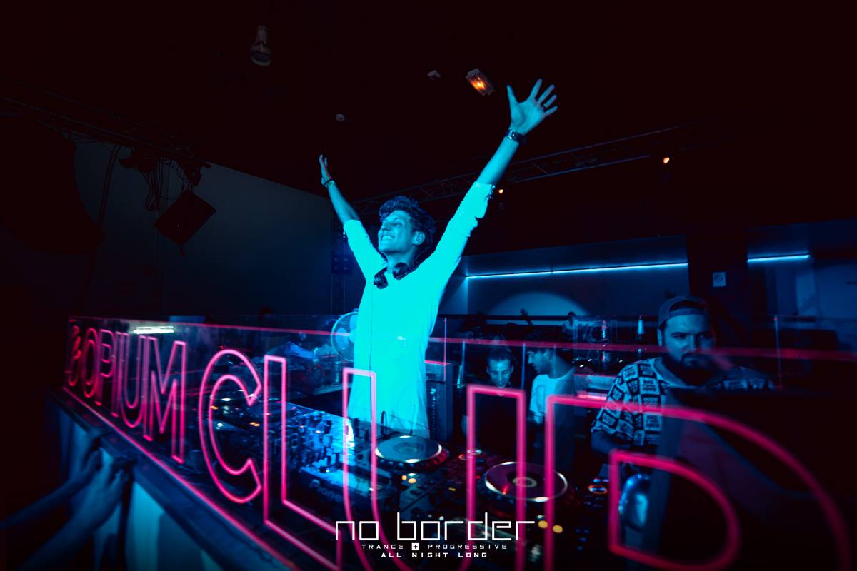 Soirée Trance In France 'No Border' à l'Opium Club à Toulouse le 15 avril 2016 avec David Gravell, Tom Neptunes, Fura et Pasko.