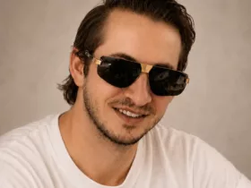 Portrait de Tom Neptunes, DJ et producteur français de Trance