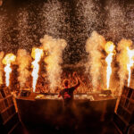 Photo d'Armin van Buuren qui enflamme un mainstage de festival avec du son Big Room Trance