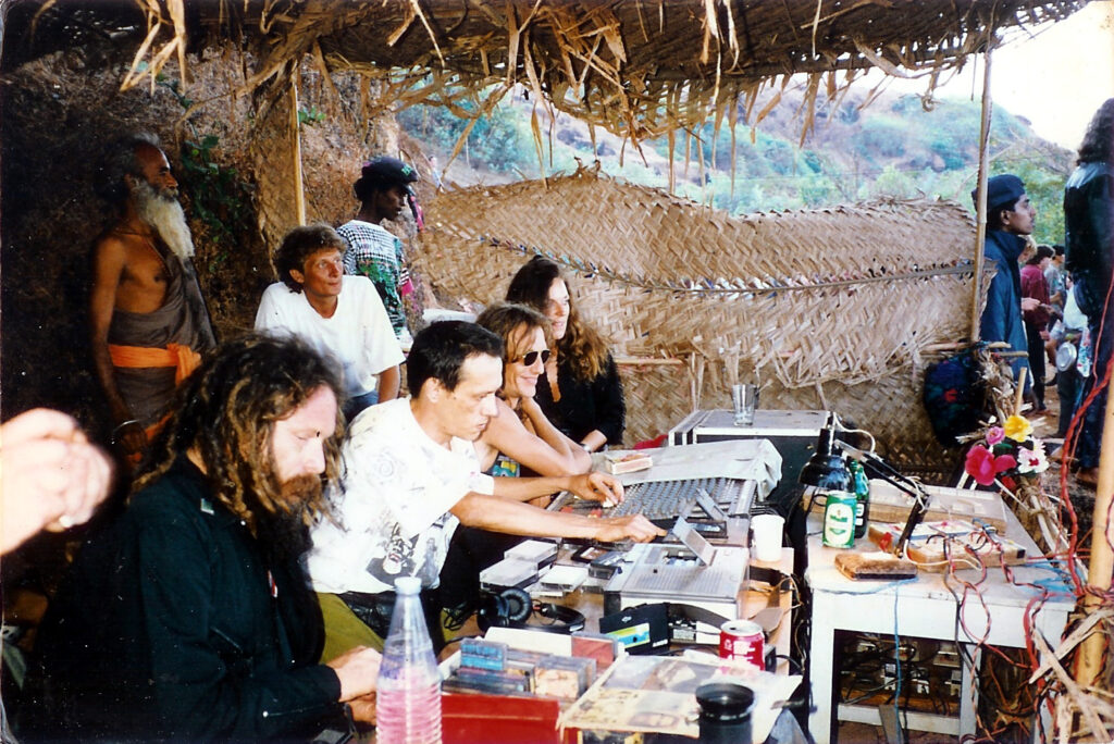 Goa Gil et DJ Laurent en pleine festivité en 1991