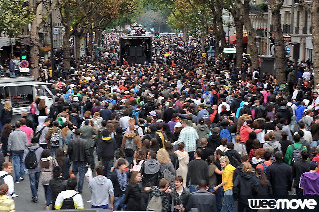 Événement Techno Parade 2010 à Paris avec le char Don't Tell My Tailor x Trance In France