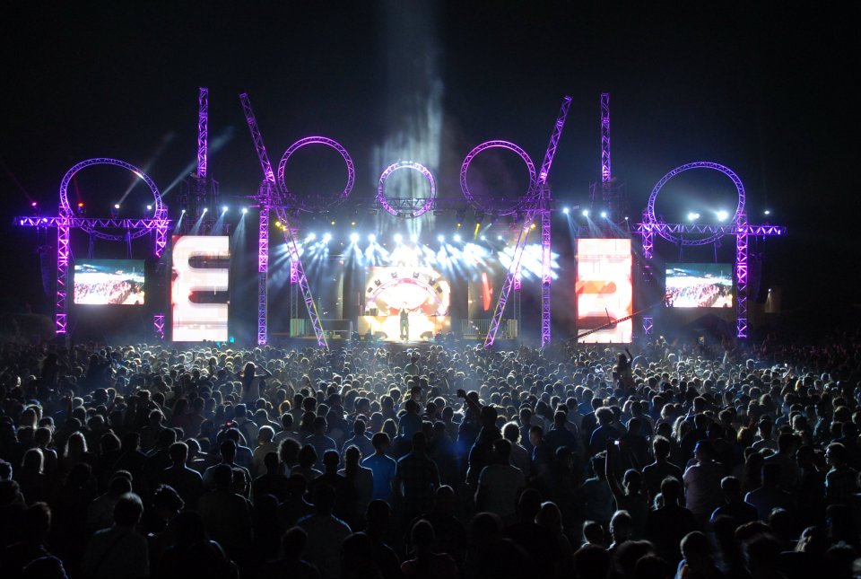 Événement Electrobeach Music Festival 2012 au Port-Barcarès en partenariat avec Trance In France, avec notamment Ferry Corsten sur la line up