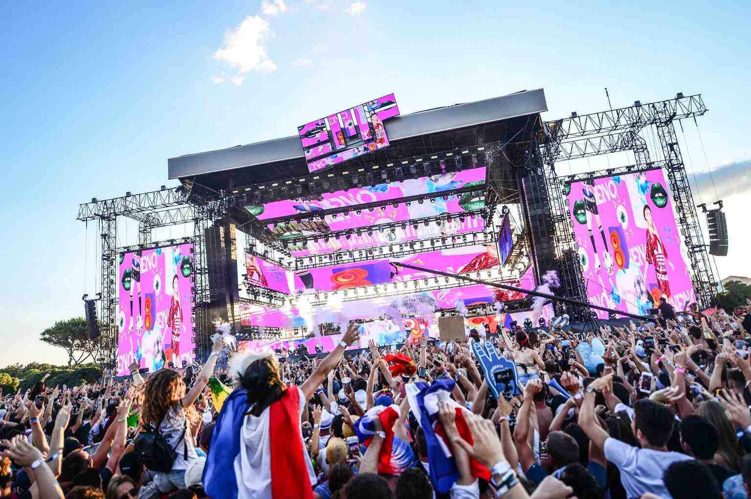 Événement Electrobeach Music Festival 2017 au Port-Barcarès en partenariat avec Trance In France, avec la présence d’Armin van Buuren dans la programmation.