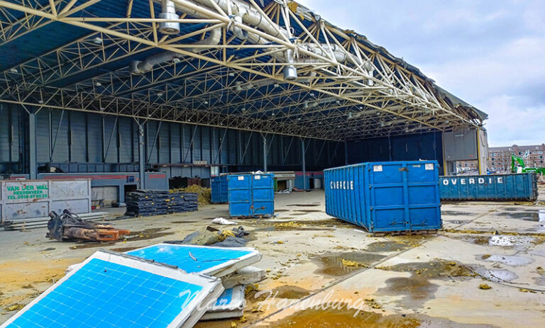 Photo de la démolition partielle du Jaarbeurs d'Utrecht (Prins van Oranjehal, hall 1)