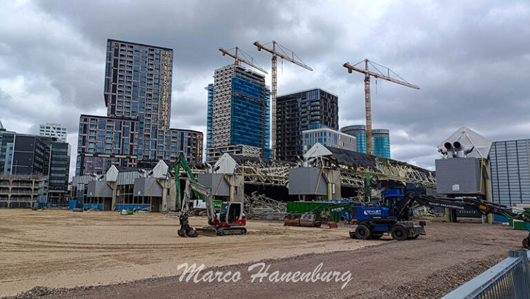 Photo de la démolition partielle du Jaarbeurs d'Utrecht (Prins van Oranjehal, hall 1)