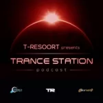 Pochette du podcast "Trance Station" présenté par T-Resoort, avec un lever de soleil spatial couleur sang, spécial "Halloween Mix".