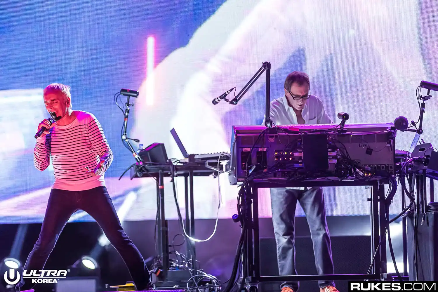 Le duo Underworld en performance live à Ultra Korea 2019