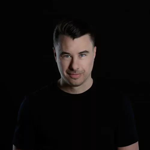 Portrait de Ben Gold, DJ et producteur britannique de Trance