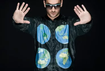 Portrait de Captain Hook, DJ et producteur israélien de Psytrance