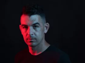 Portrait de DIM3NSION, DJ et producteur espagnol de Trance