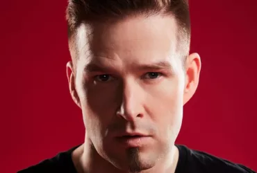 Portrait de Darude, DJ et producteur finlandais de Trance