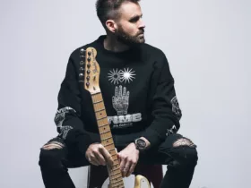 Portrait de Gareth Emery, DJ et producteur britannique de Trance
