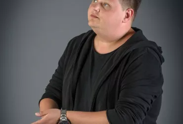 Portrait d’Orjan Nilsen, DJ et producteur norvégien de Trance