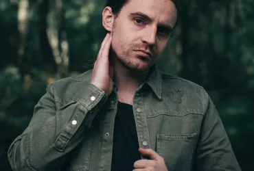 Portrait de Will Atkinson, DJ et producteur écossais de Trance